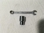 Vintage Mac Tools 3/8 Drive 9/32 Pipe Plug Socket X94 & Wrench. Fixed Price $14.00.