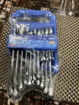 Kobalt 2884759 24-PC. 12-POINT Sae/metric Standard Combination Wrench Set. Fixed Price $49.99.
