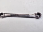 Craftsman Double Box End Ratcheting Wrench 9/16" & 5/8" 42592 Inv. V's Code Usa. Fixed Price $35.00.