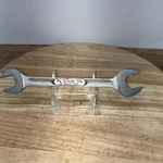 Snap-on Tools O-2022 Sae Open End Wrench 5/8" & 11/16" Usa(k). Fixed Price $6.95.