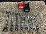 Mac Tools 8-PC Sae Flexible-head Ratcheting Combination Wrench Set 6-PT SRWF86PT. Fixed Price $179.95.