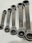 Vintage Pittsburgh 5 Piece Offset Box End Ratcheting Wrench Metric 8MM-21MM. Fixed Price $24.95.