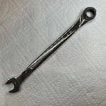 Gear Wrench XL15 Mm Ratcheting Combo 10" Long Handle. Fixed Price $15.75.