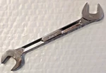 Snap-on Angle Wrench 11/16" Open-end VS5222, 4 Way 30-60 Degree Chrome Plate Usa. Fixed Price $32.95.