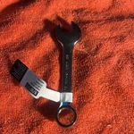 Craftsman Wrench 9/16" Stubby Sae Combination CMMT44106. Fixed Price $13.99.