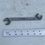 Snap-on Tools V-5218 9/16" Way Angle Head Open End Wrench Vintage 1954. Fixed Price $14.00.