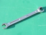 Snap On 5/8" 11/16" SAE6 Pt Flare Nut Wrench Underline. Fixed Price $14.77.