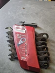 Craftsman 7-PC. Universal Design Ratcheting Wrench Set #21030 Metric Read. Fixed Price $35.00.