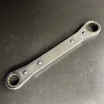 Snap-on 12 Point Sae Standard Ratcheting Box Wrenches R2024 5/8 Good 3/4 Weak. Fixed Price $6.65.