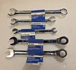 Kobalt Metric 5 Piece Reversible Ratcheting And Combination Wrench Set. Fixed Price $43.99.