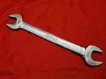 Snap-on VO1820 9/16" X 5/8" Double Open End Wrench Usa Sae S5. Fixed Price $15.75.
