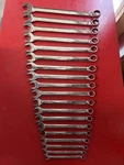Snap-on 19PC Master Metric Flank Drive Plus Combination Wrench Set 7-25MM. Fixed Price $799.00.