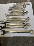 Snap On Tools 22PC Sae Wrench Set OEX724KB 1/4"- 1&5/8" Missing 1&9/16" 1&3/16. Fixed Price $975.00.
