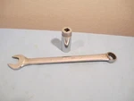 Snap-on OEX-30 And S-281 Tools. Fixed Price $14.88.