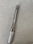 Snap-on 1/4" Driive Fixed Head QD1200: 40-200 In Lb Click Type Torque Wrench. Fixed Price $169.99.