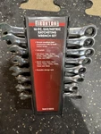 Ironton 16 Piece Sae/metric Ratcheting Combination Wrench Set. Fixed Price $40.00.