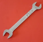 Snap-on Tools Usa 9/16 X 5/8" Open End Wrench VO1820 Engraved. Fixed Price $16.83.