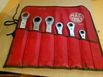 Mac Tools Metric 6&12 Point Double Box End Ratcheting Wrench Set 20-9MM 6PCS. Fixed Price $168.00.