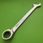 Craftsman Usa Sae 5/8" Reversible Ratcheting 12PT Combination Wrench 42417-GK-A-. Fixed Price $19.42.
