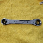 Matco 5/8" & 11/16" 12 Point Socket/ratchet Wrench WRT2022. Fixed Price $18.00.