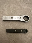 Snap-on Tools 9/16 & 1/4 Ratcheting Box End Lot Of 2 Wrenches GR810A. Fixed Price $24.99.
