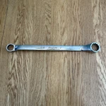 Snap On Tools (15/16" 1") 10 Offset Double Box End WRENCH,12 Point, XB3032A. Fixed Price $30.00.
