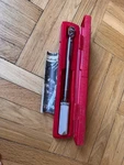 Snap-on QJR-2100C 3/8" Drive Click Torque Wrench 15-100 Ft. Lbs. Usa. Fixed Price $110.00.