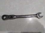Usa Craftsman 42482 Metric 17MM 12PT Ratcheting Locking Flex Combination Wrench. Fixed Price $34.99.