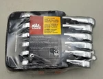 Mac Tools 14PC Metric Stubby Reversible Ratcheting Wrench Set 12PT SRWMS214PTA. Fixed Price $309.97.