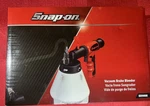 Snap-on BB9008 Acuum Brake Bleeder 800ML Unused New From Japan. Fixed Price $211.00.