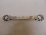 Mac Tools RW2630-2 Sae 13/16" 15/16" Ratcheting Double Box End 12 Pt Wrench. Fixed Price $19.95.
