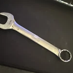 Snap 18MM OEX12M Point Combination Wrench Usa 5 1/2. Fixed Price $19.99.