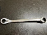 Blue 18-19 Mm 12-POINT Metric 25 Offset Reversible Ratcheting Box Wrench. Fixed Price $59.50.
