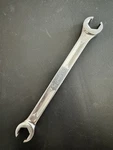 Snap-on Tools Dual Flare Nut Offset Wrench 5/8" & 11/16" RXH2022S Made Usa. Fixed Price $16.00.