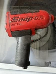 Snap-on MG725 1/2IN Drive Pistol Grip Air Impact Wrench 90 Psi Red/black. Fixed Price $100.00.