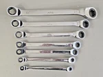 Mac Tools 7PC Reversible Ratcheting Box Wrench Set Metric Point 7-19, 21 RWB06. Fixed Price $225.00.
