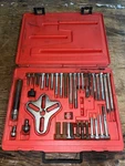 Snap-on CJ2001P Bolt Grip Puller Set PB54A Hard Plastic Case Complete. Fixed Price $114.99.