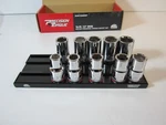 Mac Tools, SVM106BRPT 10-PEICE 6-POINT 1/2" Drive Metric Socket Set 10-19MM *new. Fixed Price $139.99.