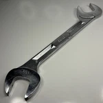 Snap On Tools VS5240 1-1/4 Sae Four Way Angle Head Open End Wrench Usa Vtg. Fixed Price $79.99.