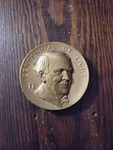 Thomas Edison Centennial Of Light "bronze 1979 Villiage Mint Menlo Park Maco. Fixed Price $35.00.