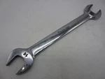 Snap On Tools 14MM X 15MM Metric -- Open End Wrench VOM1415. Fixed Price $14.98.