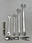 8 Mac Tools Combination Wrenches And Sockets Usa DA30 CW26 CW30 CW36 DLV1 DLV2. Fixed Price $99.00.