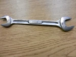 Snap-on 5/8" & 3/4" Open End Wrench V-2024 Long Used Usa. Fixed Price $17.99.