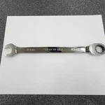 Snap-on Tools Usa Metric 18MM Flank Drive Plus Offset Ratchet Wrench SOXRM18A. Fixed Price $94.95.