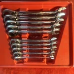 Blue-point Metric Ratcheting Combination Wrench Set 10PC Chrome. Fixed Price $142.50.