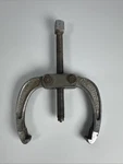 Vintage Sears Craftsman 9-46901 Two Jaw Gear And Bearing Puller. Fixed Price $24.99.