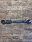 Craftsman Flex Head Ratcheting Combination Wrench 5/8 Steel Sae 42475-GK-E. Fixed Price $19.49.