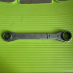 Matco 3/4" & 7/8" 12 Point Socket/ratchet Wrench Wrt 2428. Fixed Price $20.00.