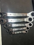 Blue Point 5PC 12PT Sae 25% Offset Ratcheting Wrench 5/16 To 7/8. Fixed Price $75.00.